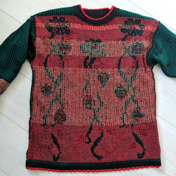 Vintage Christmas Sweater - Picture 6 of 6